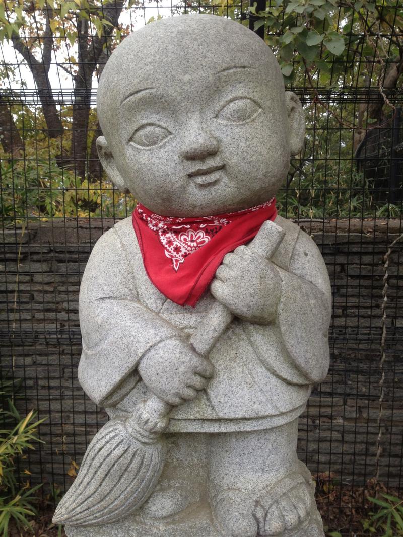 高尾山の「おそうじ小僧」